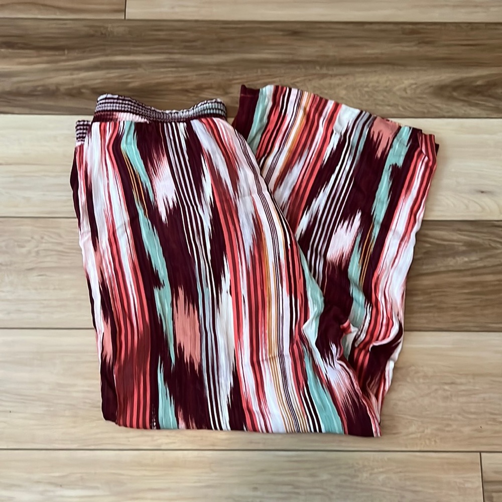 NWOT  Torrid mulit color pull on wide leg pant Size 1
